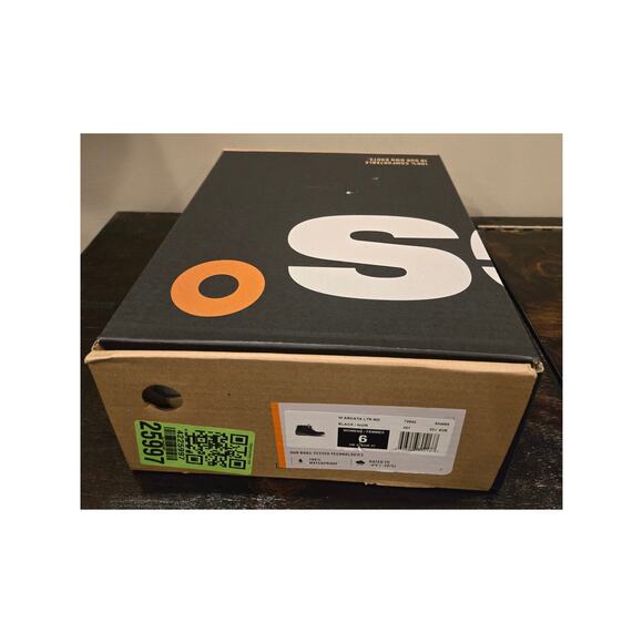 BOGS Arcata Urban Leather Mid Boot Leather Waterproof Cushion Black Size 6 NIB - Picture 13 of 13